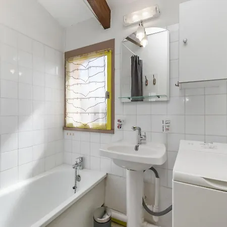 2 Bedroom House For 6 * Agde
